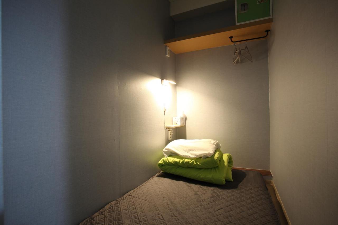 Sky Island Guesthouse Busan Bagian luar foto